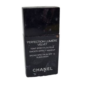 Chanel Perfection Lumiere Velvet SPF 15 Foundation 10 Beige